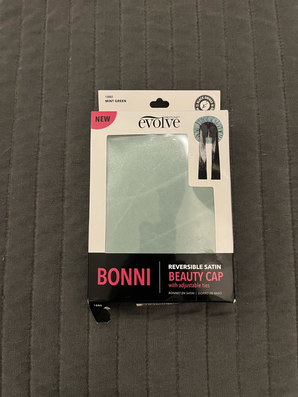 Bonni Reversible Satin Beauty Cap in Mint Green